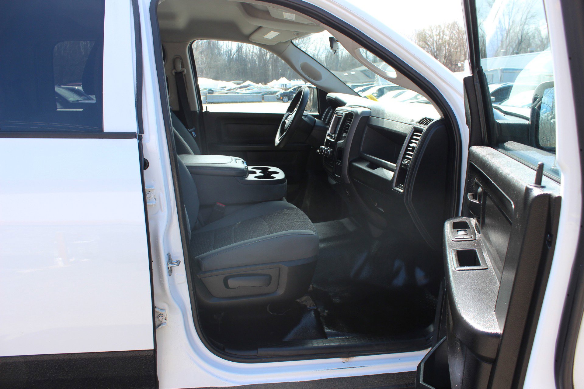 Used 2013 RAM 1500 ST w/ SXT Appearance Group image 32