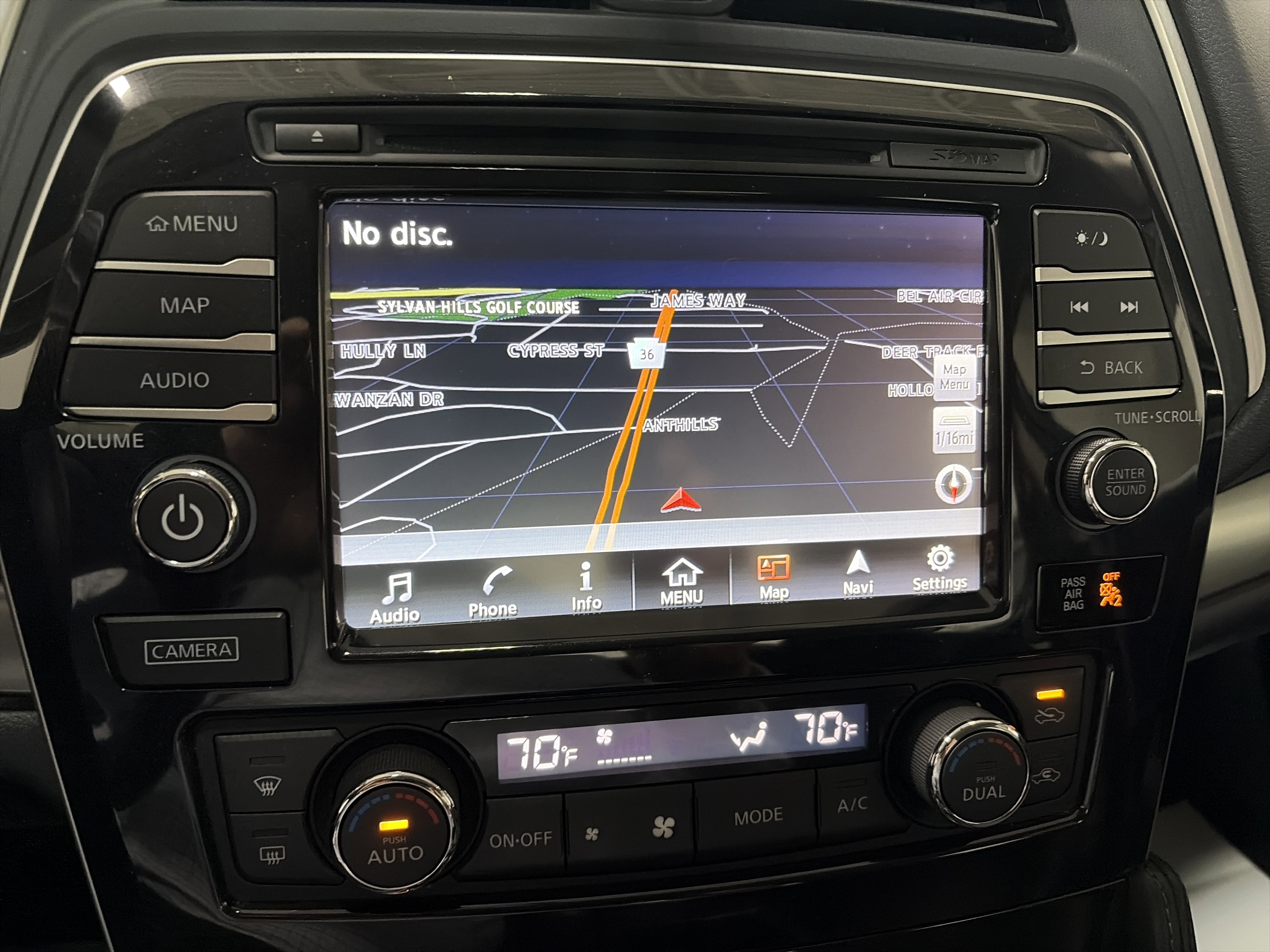 Used 2016 Nissan Maxima SR image 19