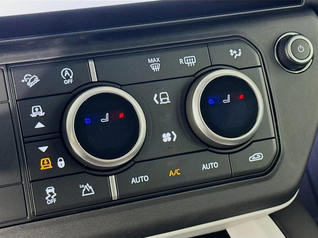 Used 2026 Land Rover Defender 110 X-Dynamic SE image 23