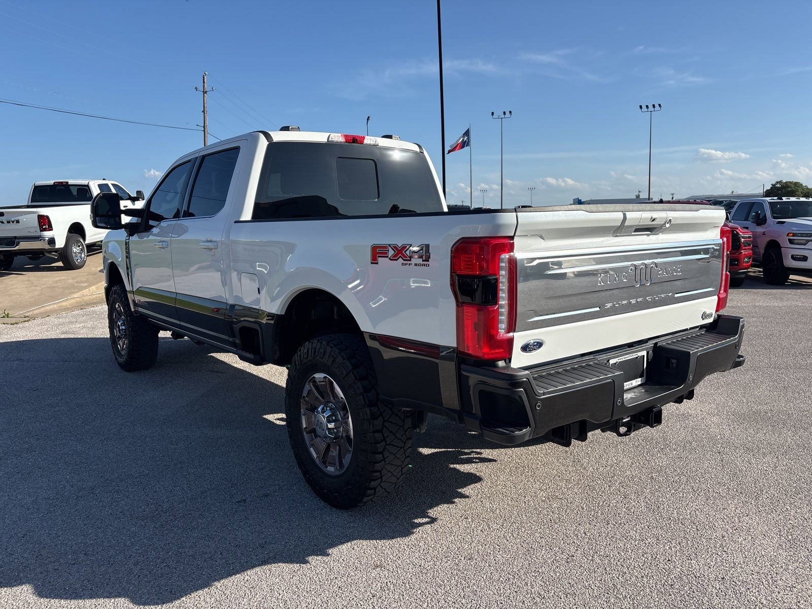 Used 2025 Ford F250 King Ranch AWD/4WD image 4