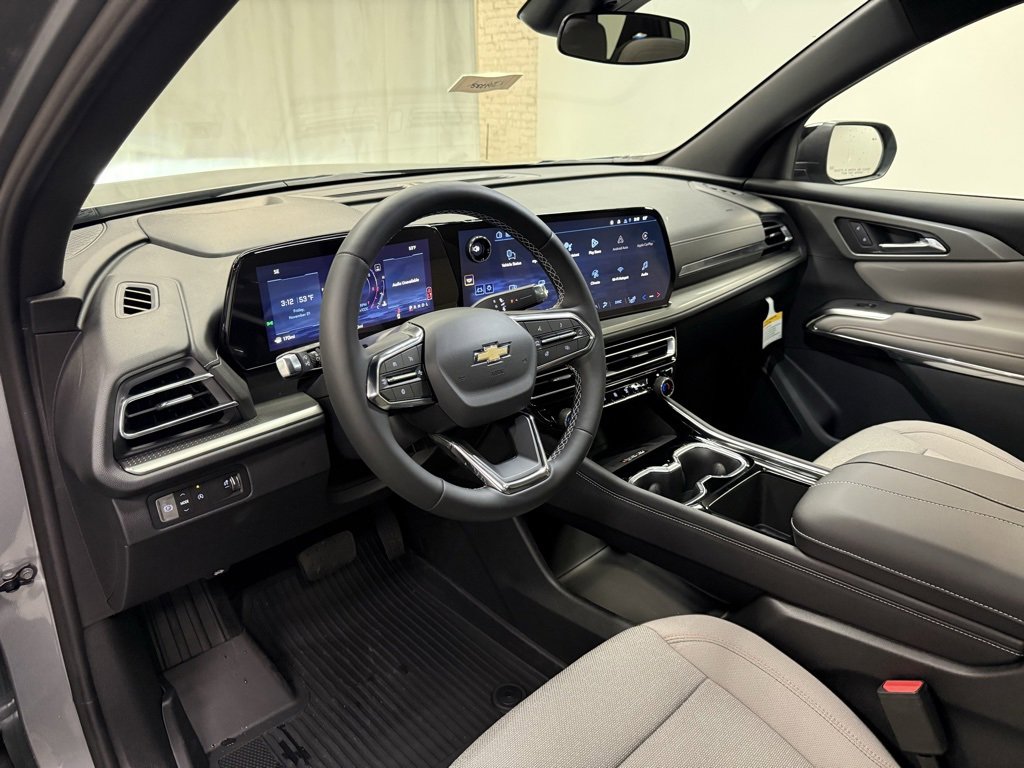 New 2026 Chevrolet Traverse LT w/ Sun and Wheel Package image 27