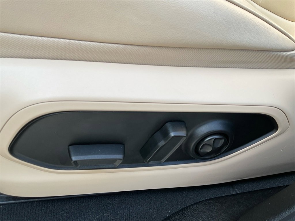 Used 2022 Jeep Grand Cherokee Limited image 35