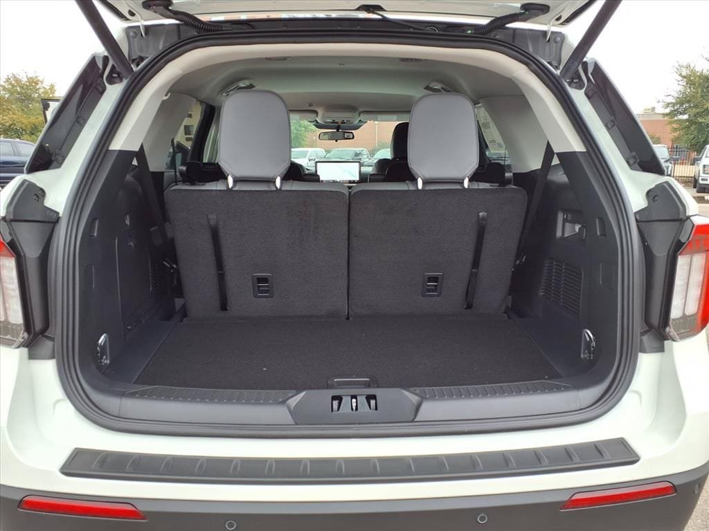 New 2026 Ford Explorer Active w/ Active Comfort Package RWD image 21