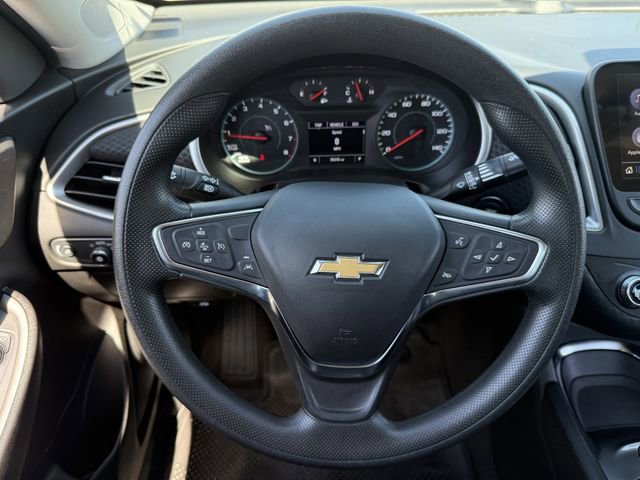 Used 2025 Chevrolet Malibu LT image 15