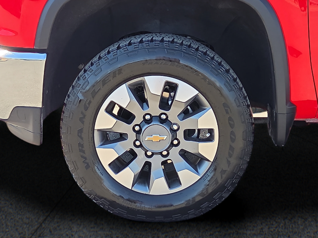 Used 2022 Chevrolet Silverado 2500 LT w/ All Star Edition AWD/4WD image 8