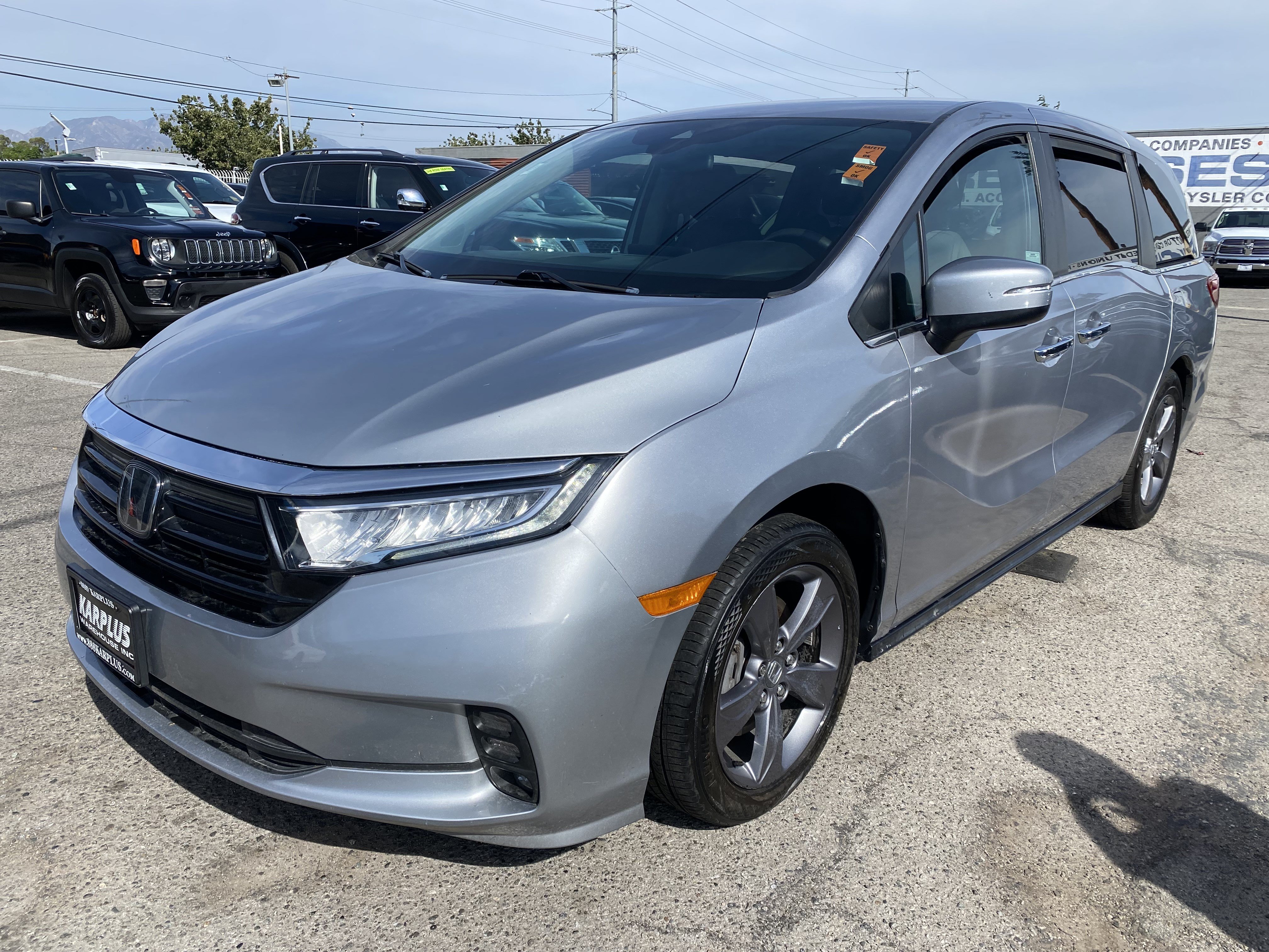 Used 2022 Honda Odyssey EX image 2