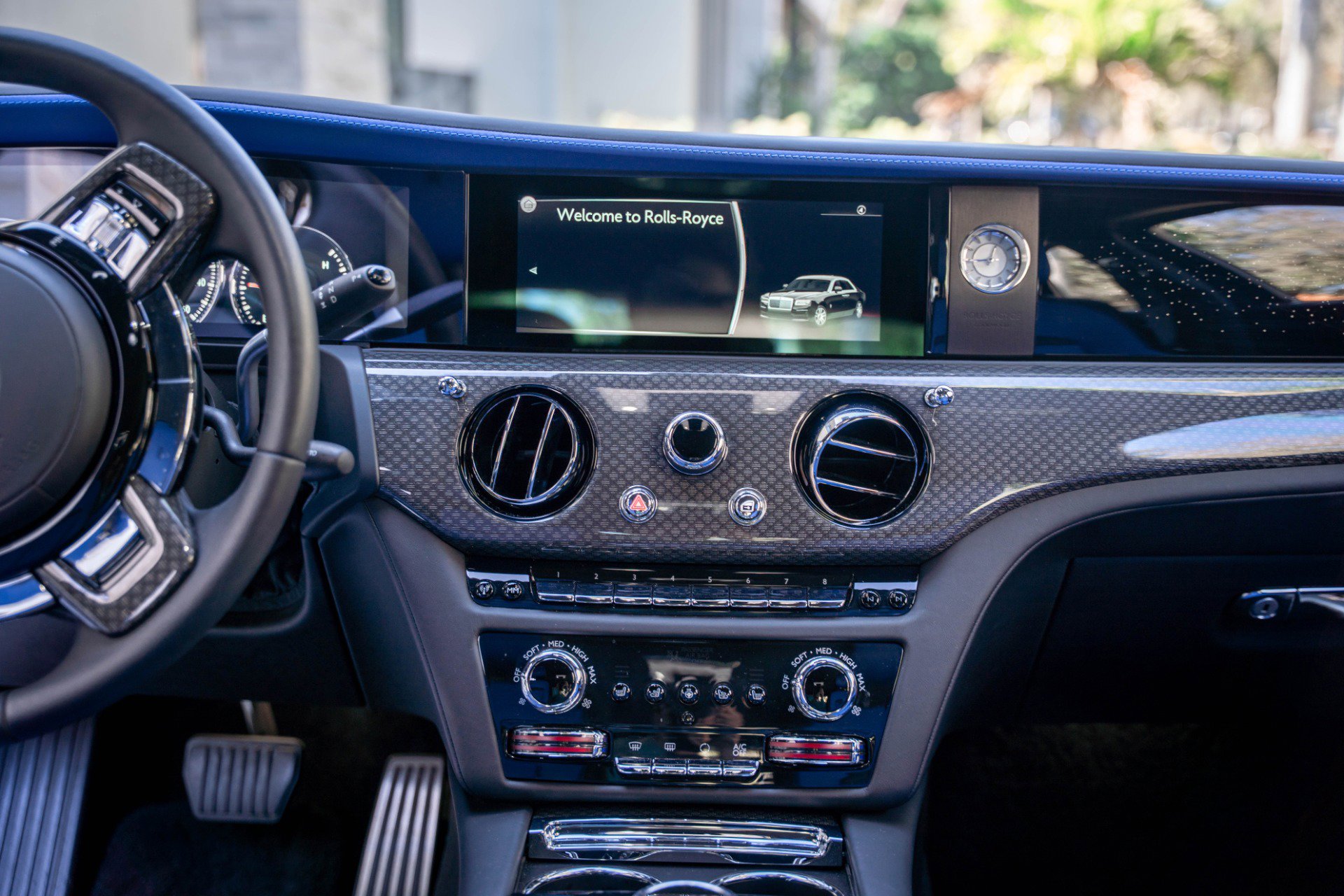 Used 2022 Rolls-Royce Ghost Black Badge image 65