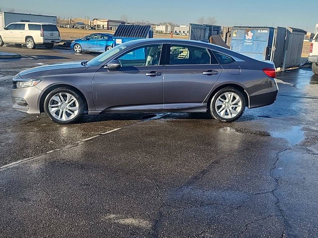 Used 2018 Honda Accord LX image 4