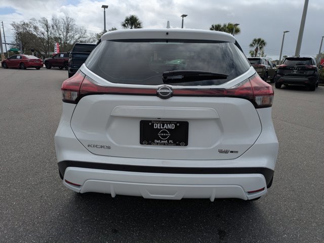 Certified 2024 Nissan Kicks S FWD image 5