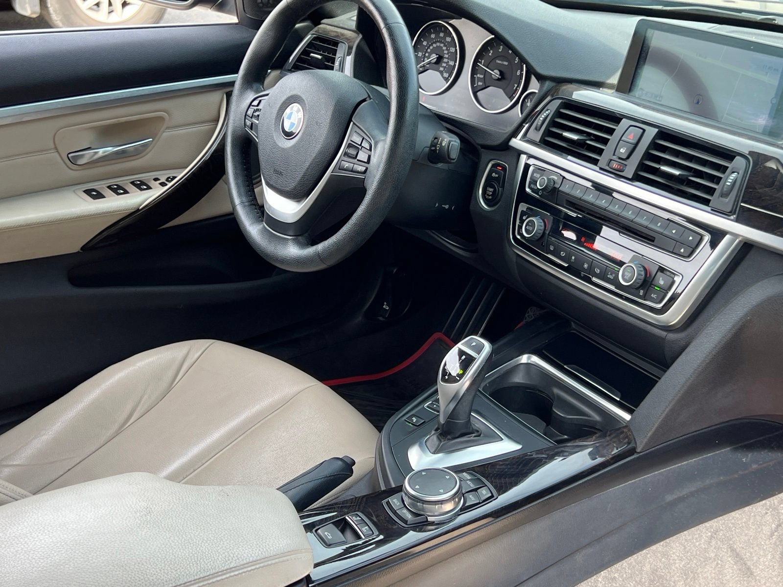 Used 2015 BMW 428i xDrive Convertible AWD/4WD image 17