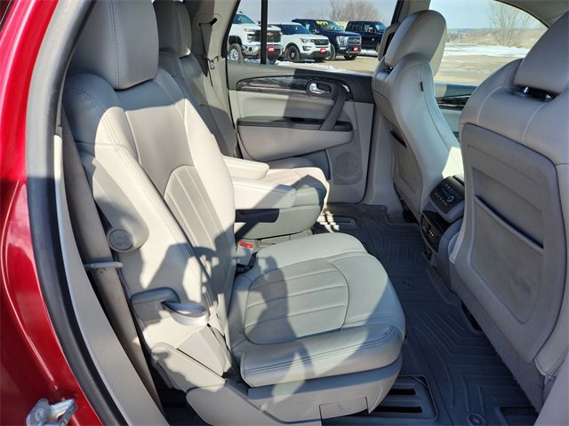 Used 2014 Buick Enclave Leather w/ Trailering Provision Package image 26