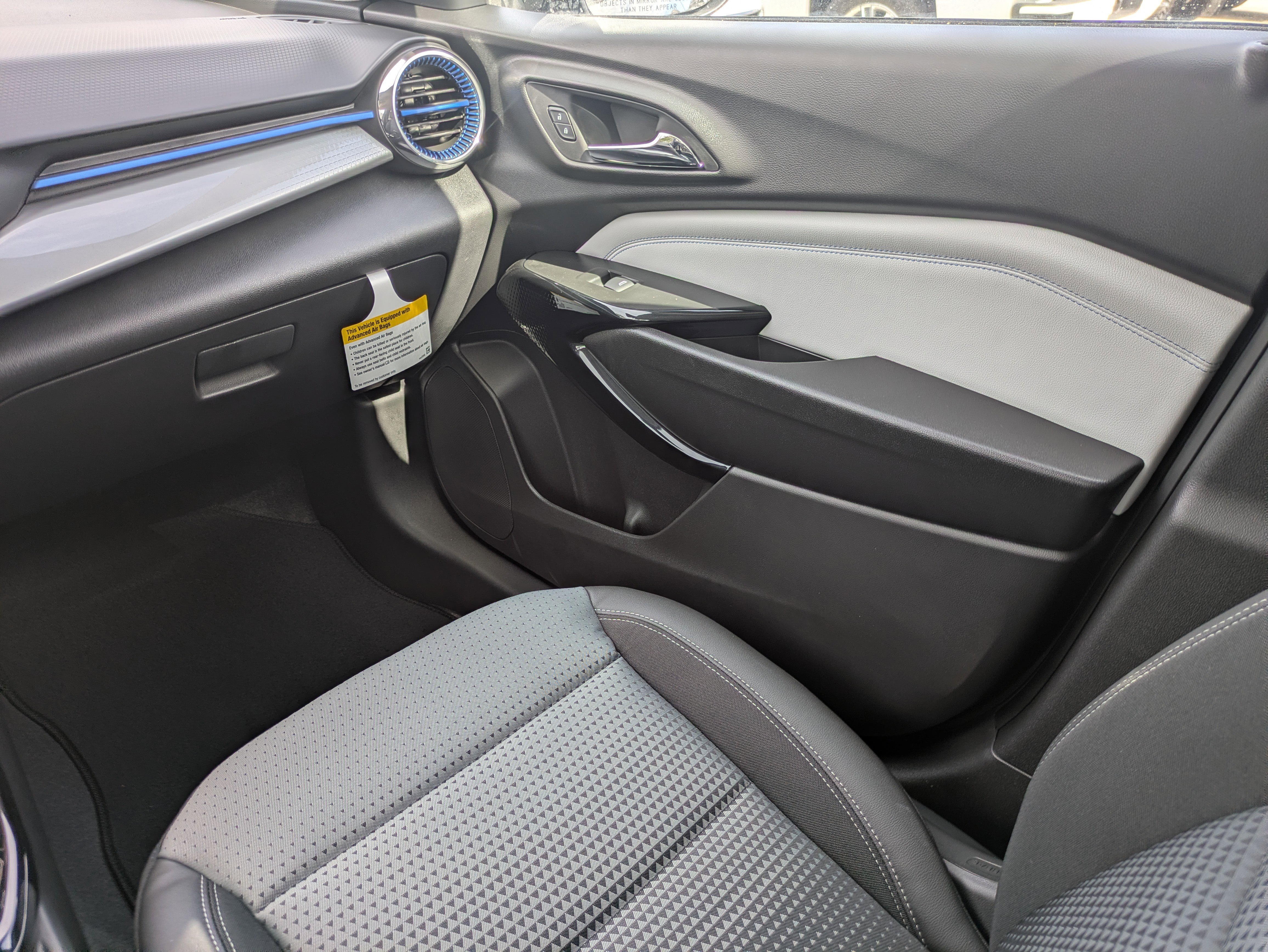 New 2026 Chevrolet Trax LT w/ Driver Confidence Package FWD image 11