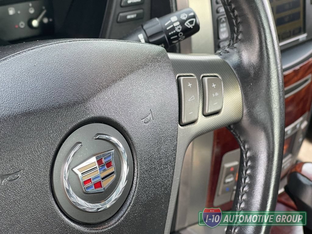 Used 2007 Cadillac XLR RWD image 24