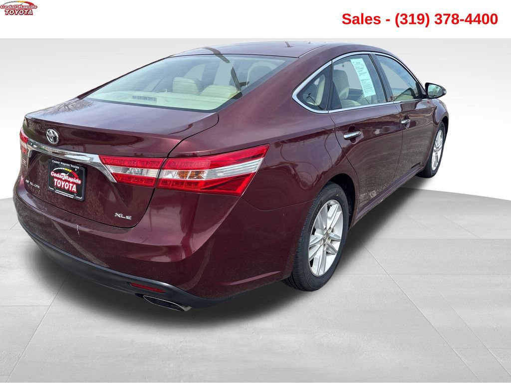 Used 2013 Toyota Avalon XLE FWD image 5