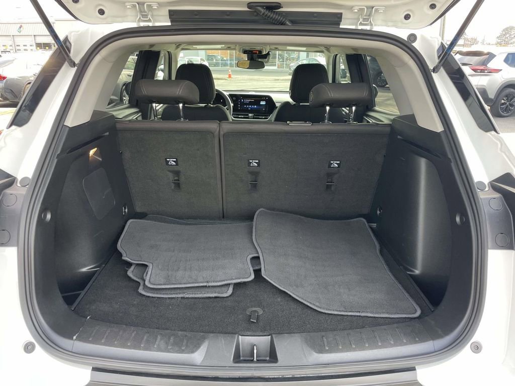 Used 2025 Chevrolet TrailBlazer LT image 21