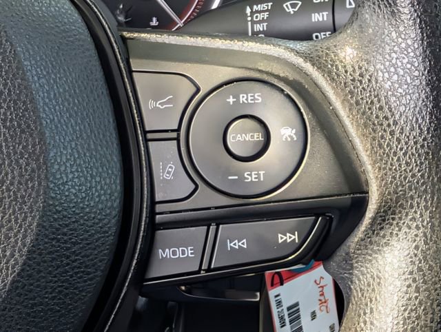 Used 2023 Toyota RAV4 LE AWD/4WD image 16