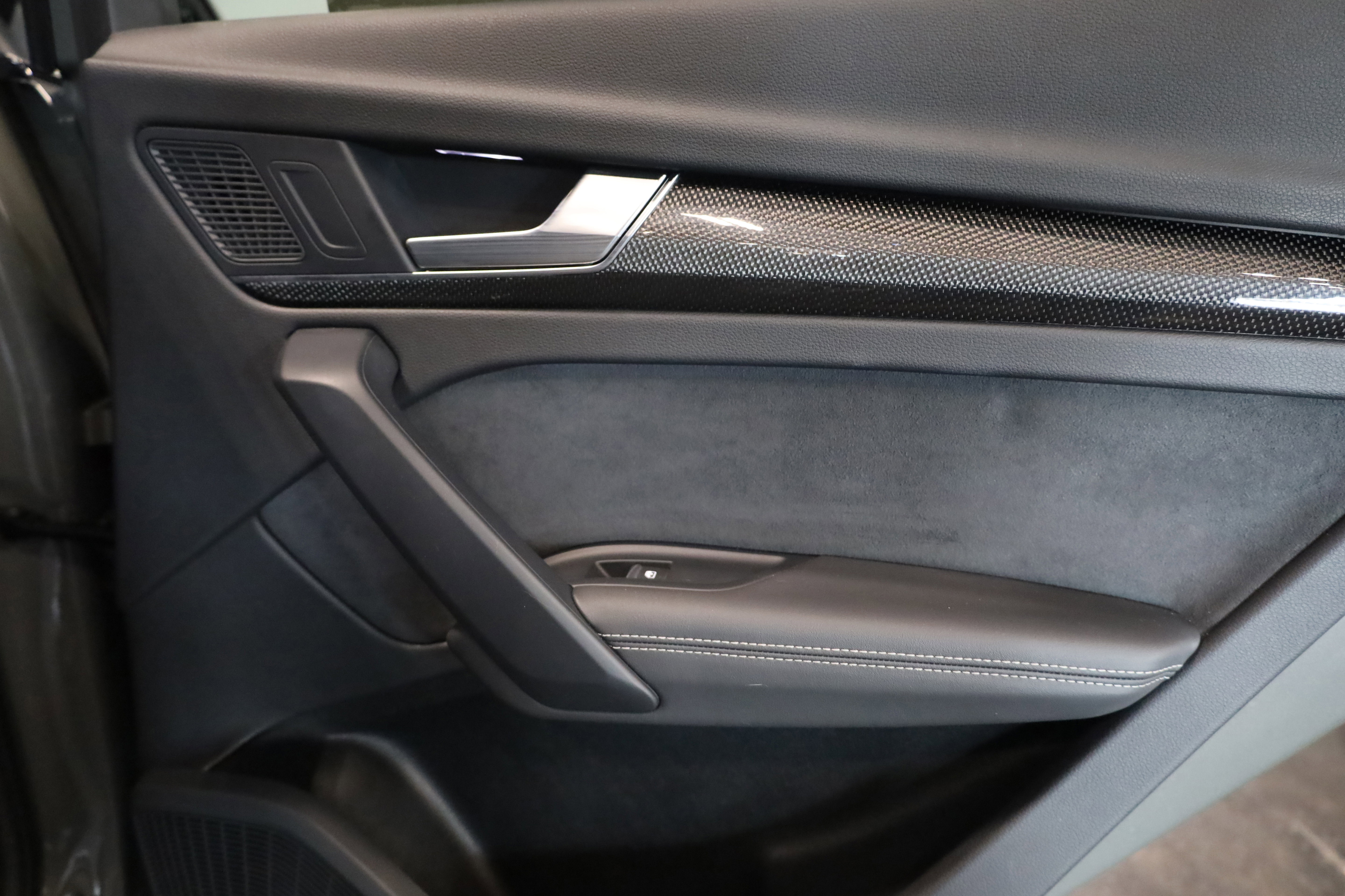 Used 2023 Audi SQ5 Premium Plus image 38