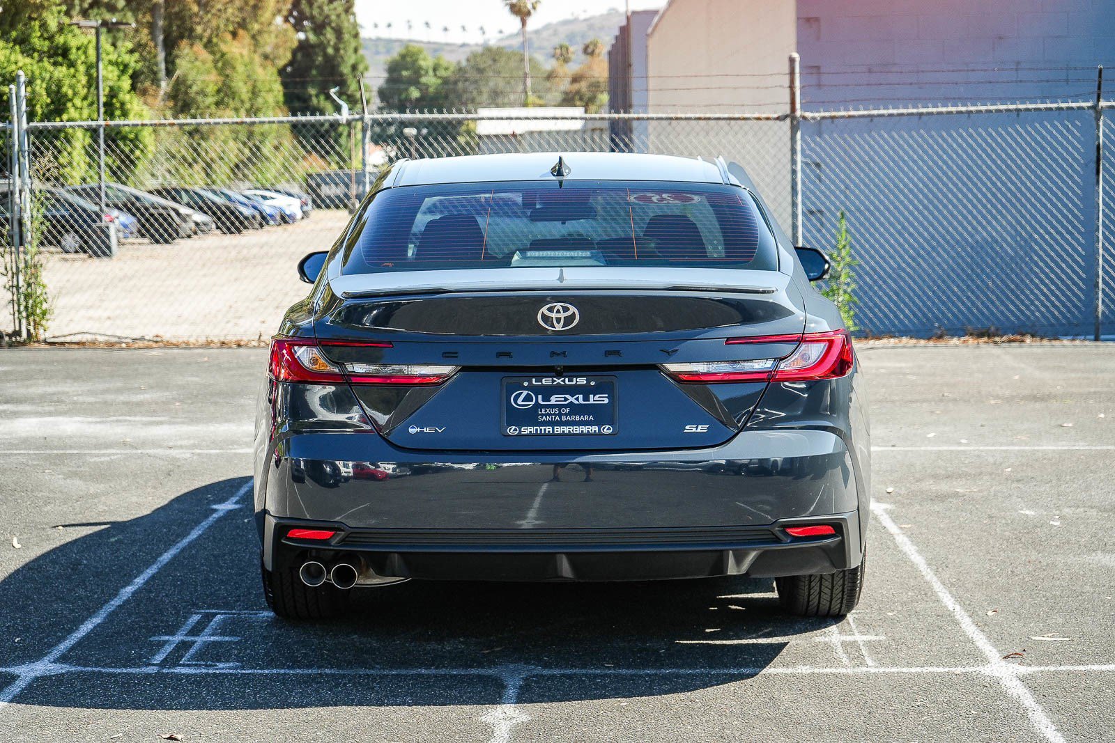 Used 2025 Toyota Camry SE FWD image 5