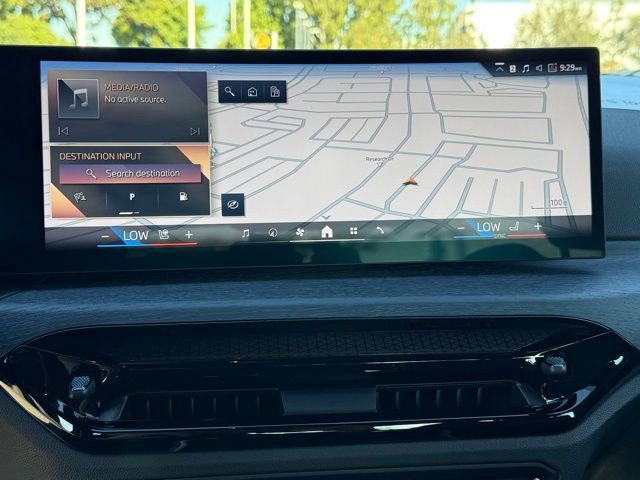 Used 2025 BMW 330i Sedan w/ Convenience Package image 27