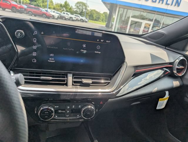 New 2026 Chevrolet Trax RS w/ Driver Confidence Package FWD image 19