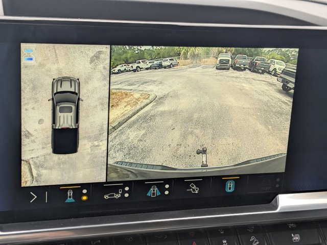 Used 2023 Chevrolet Silverado 1500 LTZ w/ Z71 Off-Road Package image 23