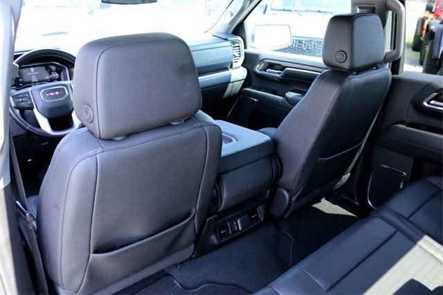 Used 2024 GMC Sierra 1500 SLT image 24