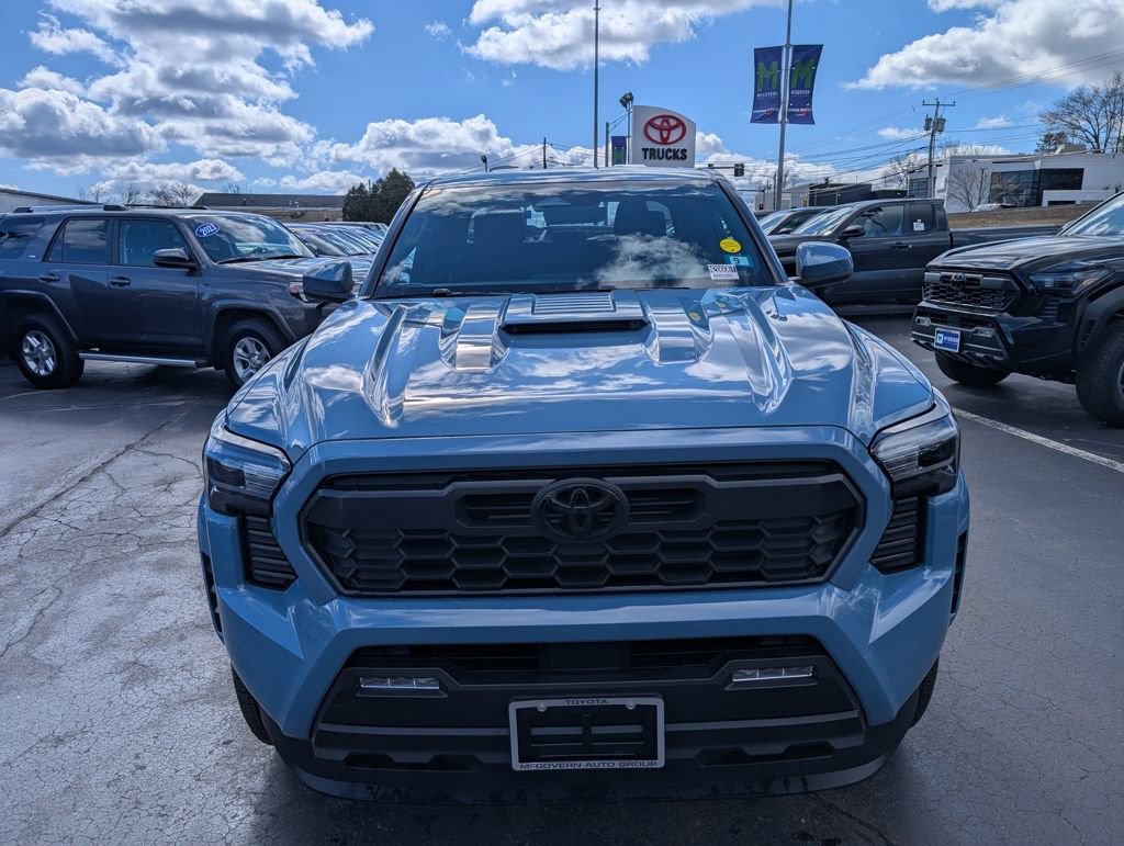 Certified 2026 Toyota Tacoma TRD Sport AWD/4WD image 11