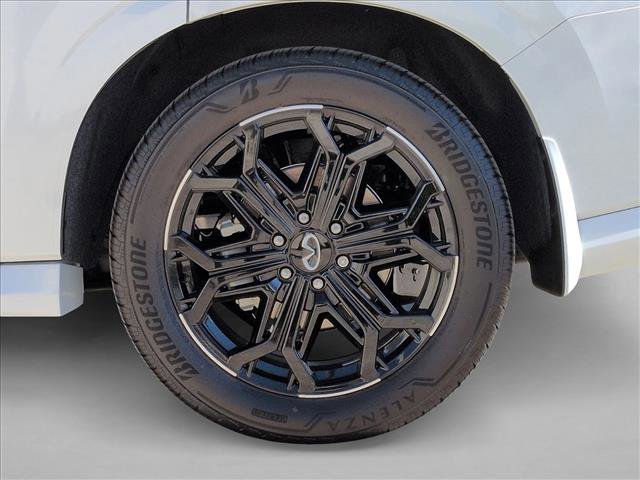 New 2026 INFINITI QX80 4WD image 10