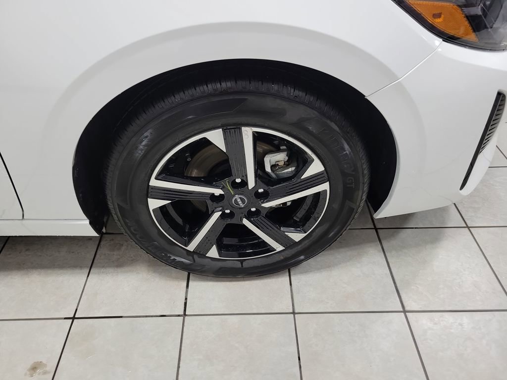 Used 2025 Nissan Sentra SV image 46