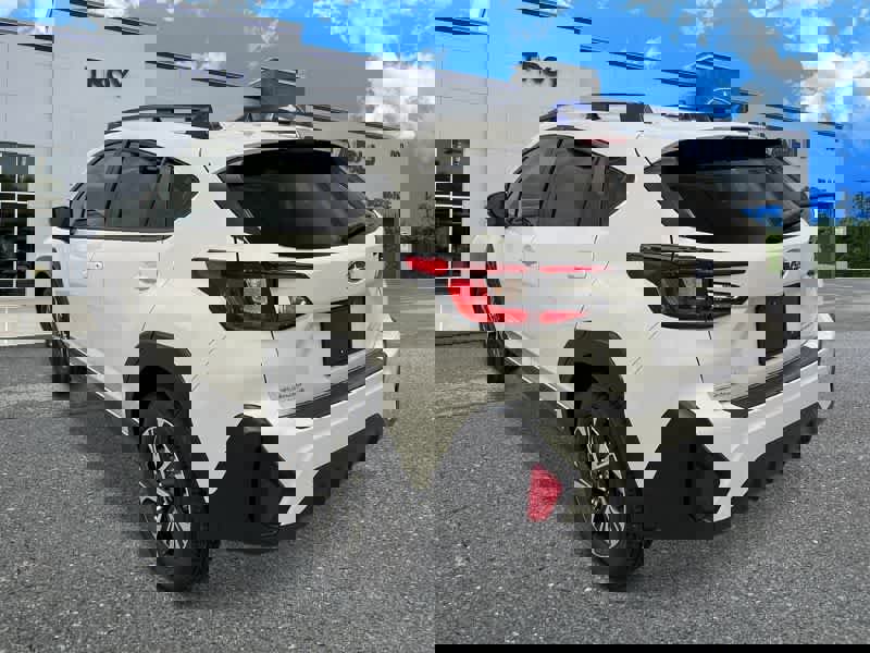 Used 2024 Subaru Crosstrek 2.0i Premium AWD/4WD image 3