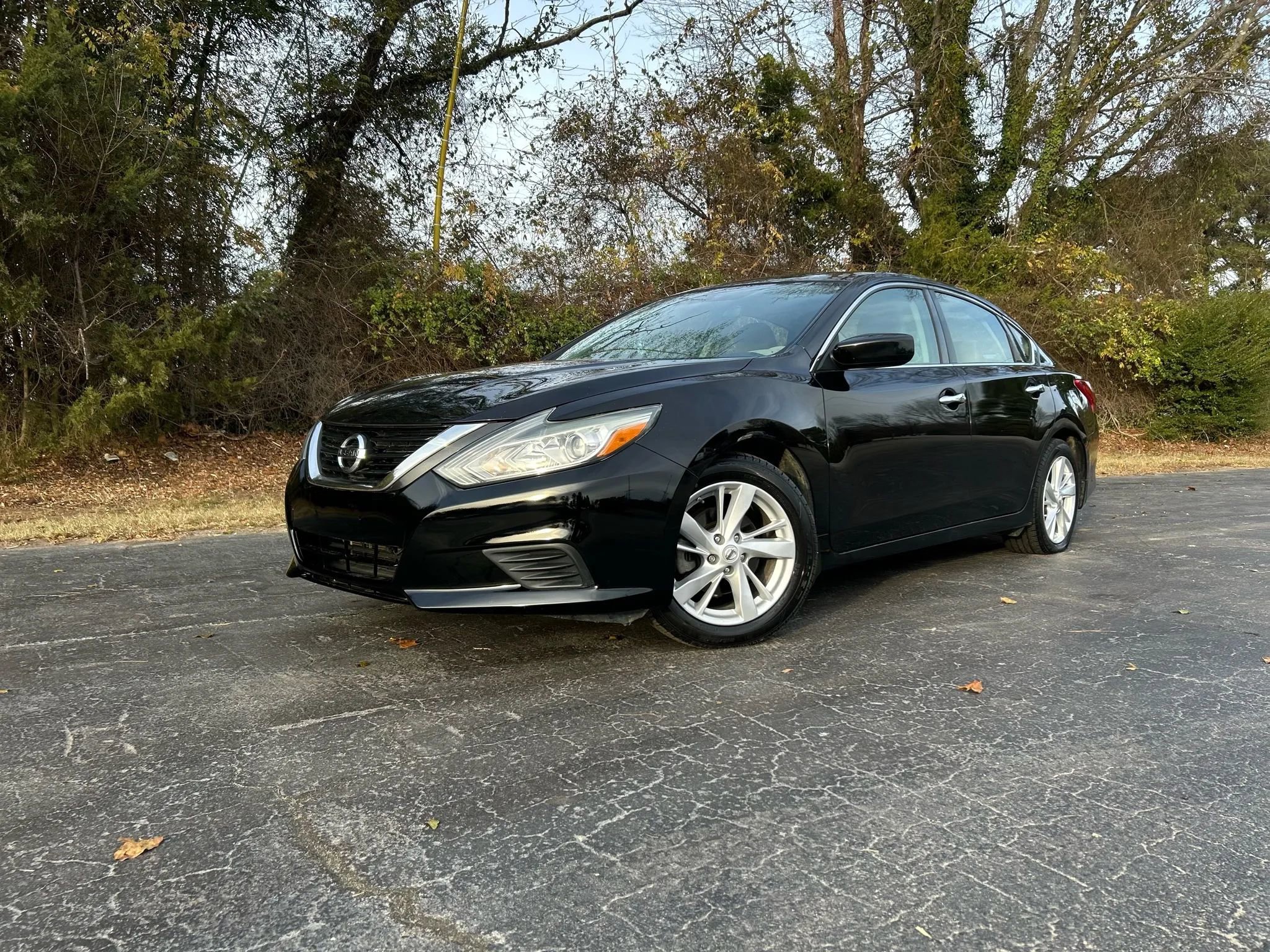 Used 2017 Nissan Altima 2.5 S w/ Power Driver Seat Package image 3