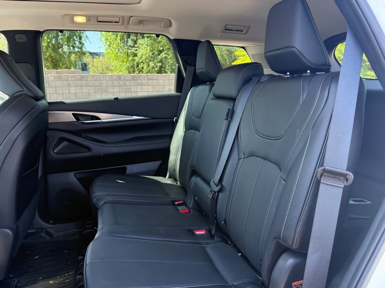 Certified 2024 INFINITI QX60 Luxe w/ Cargo Package image 9