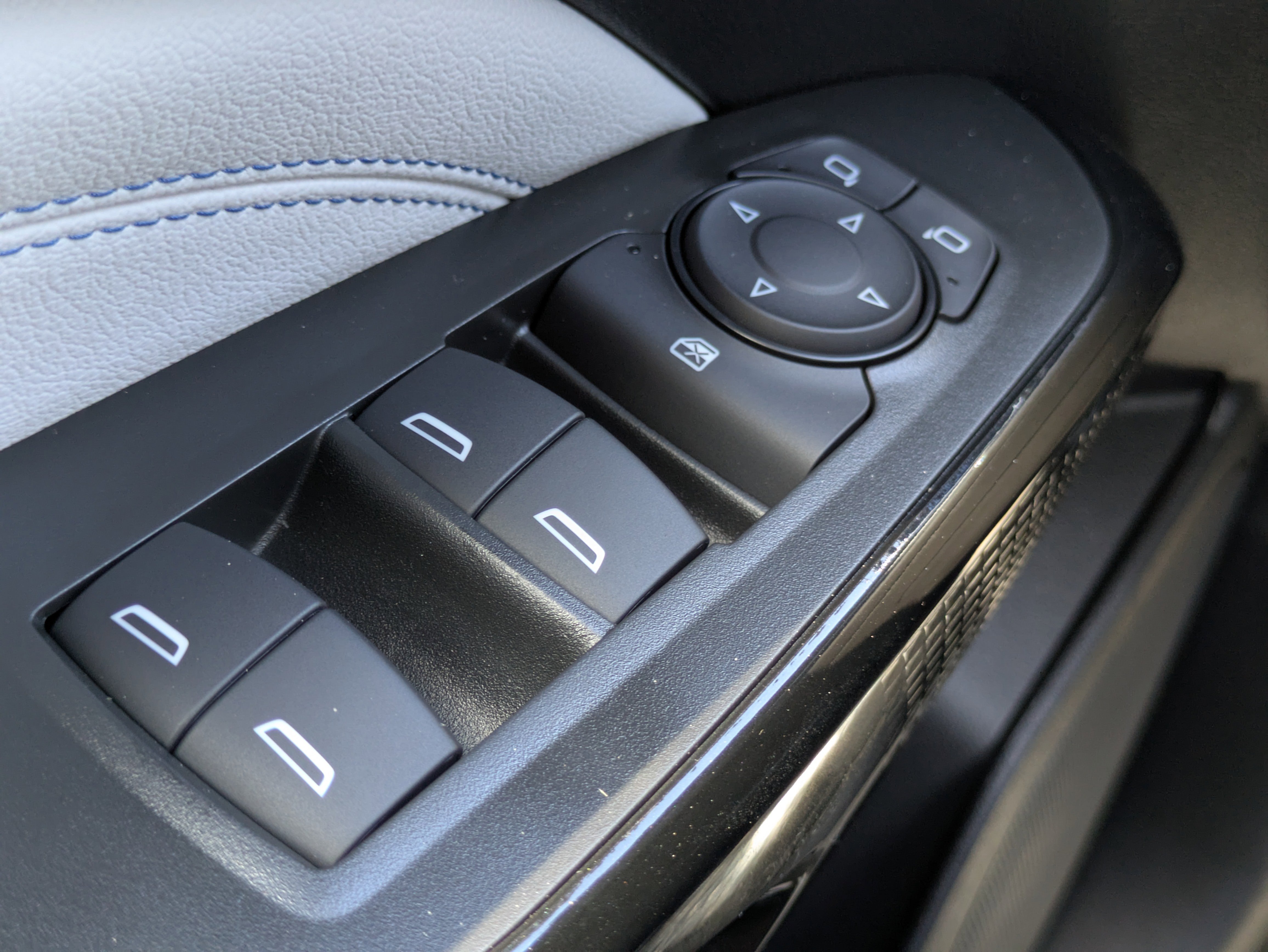 New 2026 Chevrolet Trax LT w/ Driver Confidence Package image 14