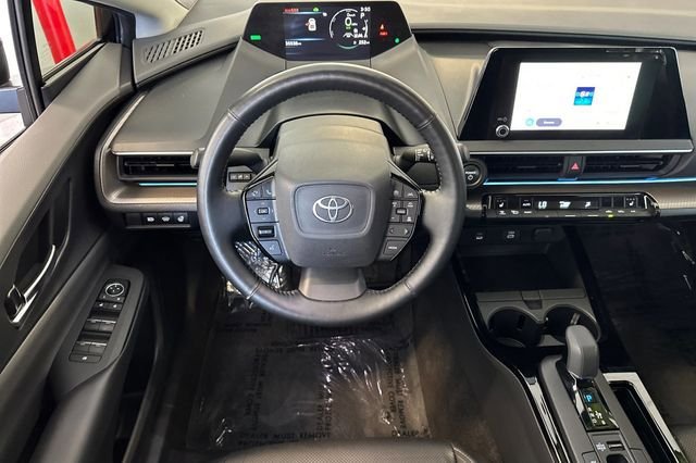 Used 2024 Toyota Prius XLE FWD image 16