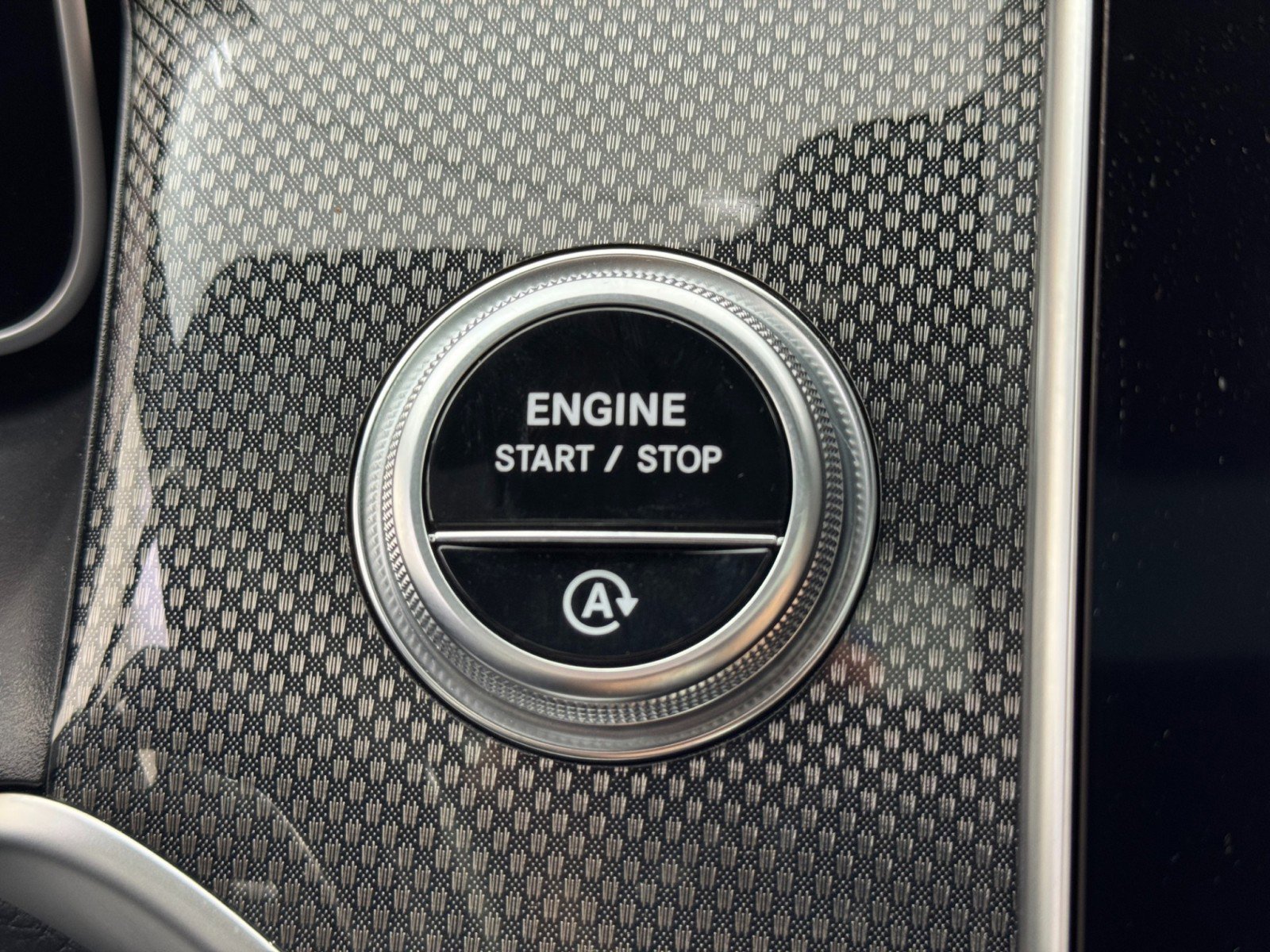 Used 2024 Mercedes-Benz GLC 43 AMG 4MATIC image 26