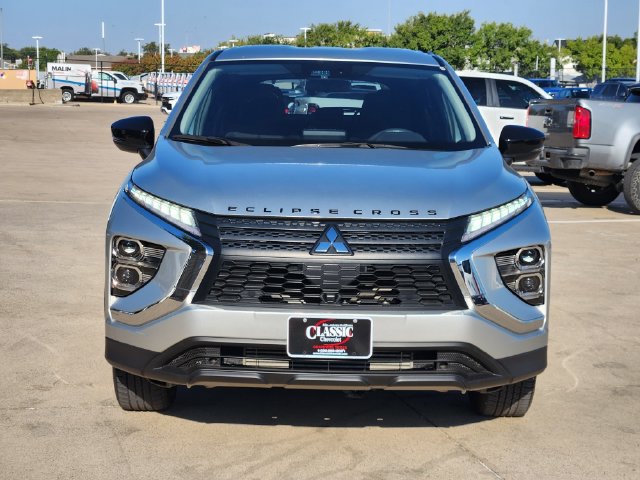Used 2025 Mitsubishi Eclipse Cross LE AWD/4WD image 11