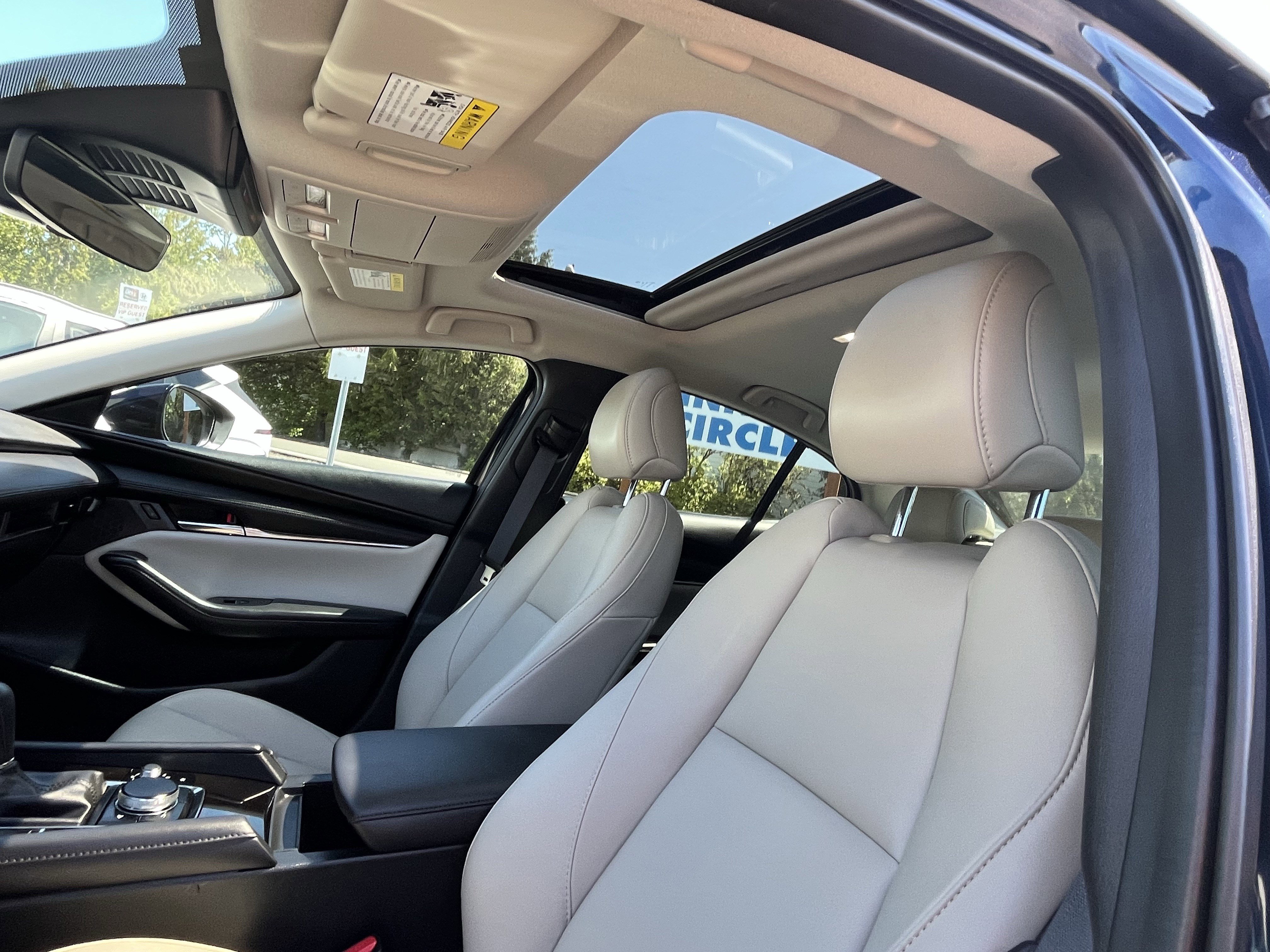 Used 2024 MAZDA MAZDA3 s FWD image 18