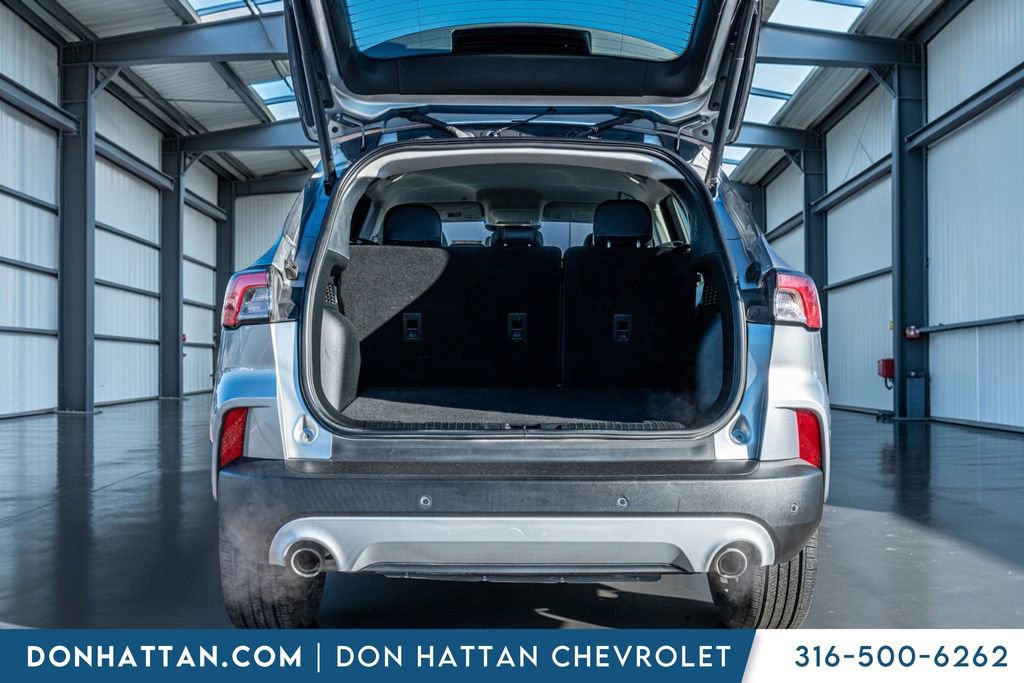 Used 2021 Ford Escape Titanium image 32