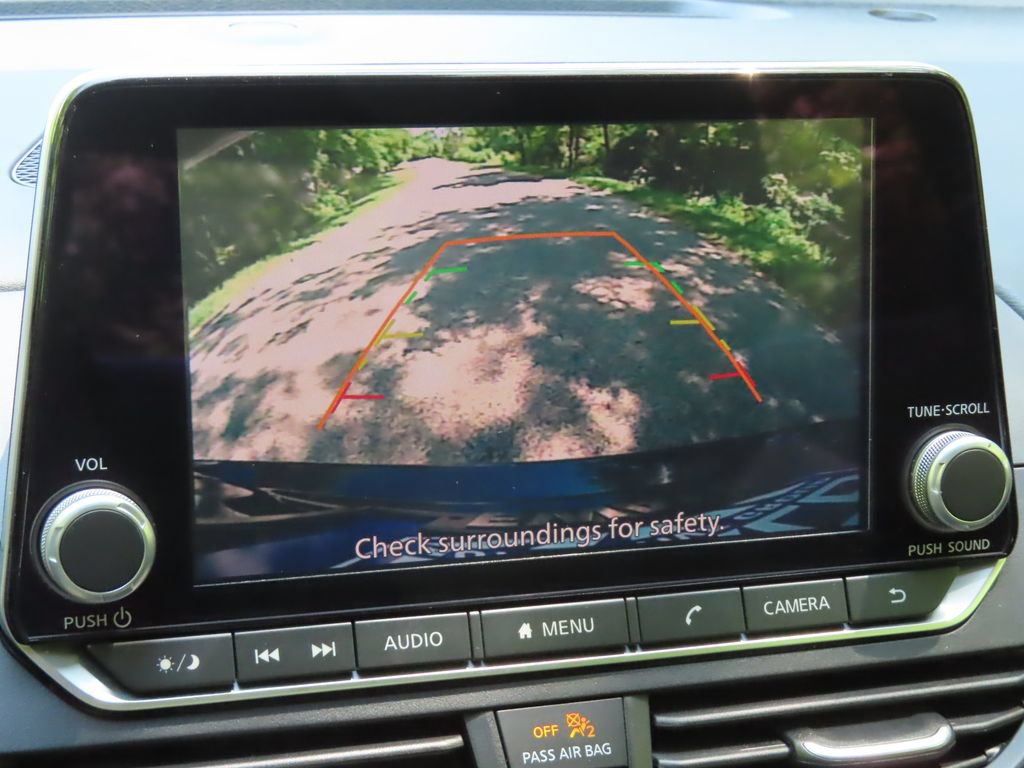 Used 2025 Nissan Altima 2.5 SV FWD image 5
