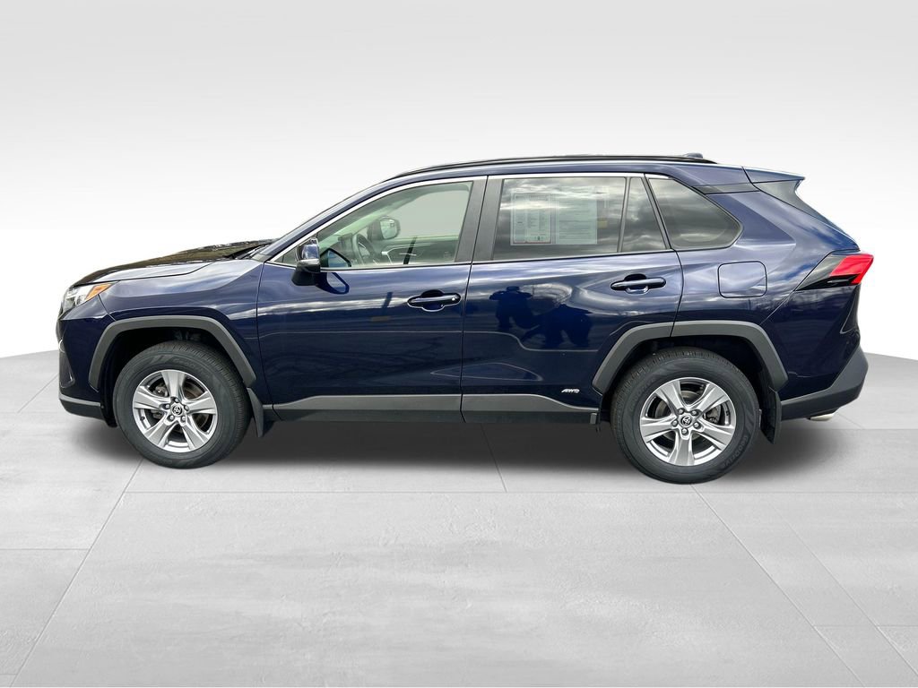 Certified 2022 Toyota RAV4 XLE w/ Convenience Package image 3