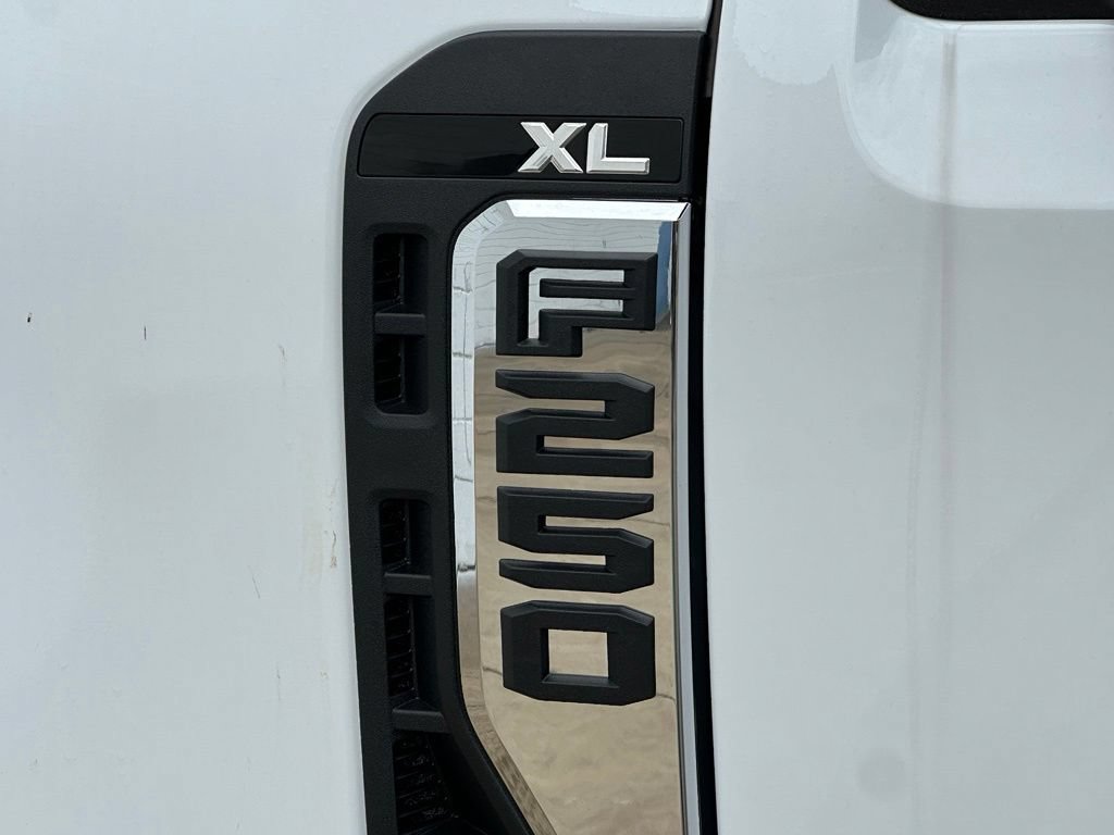 New 2026 Ford F250 XL AWD/4WD image 28