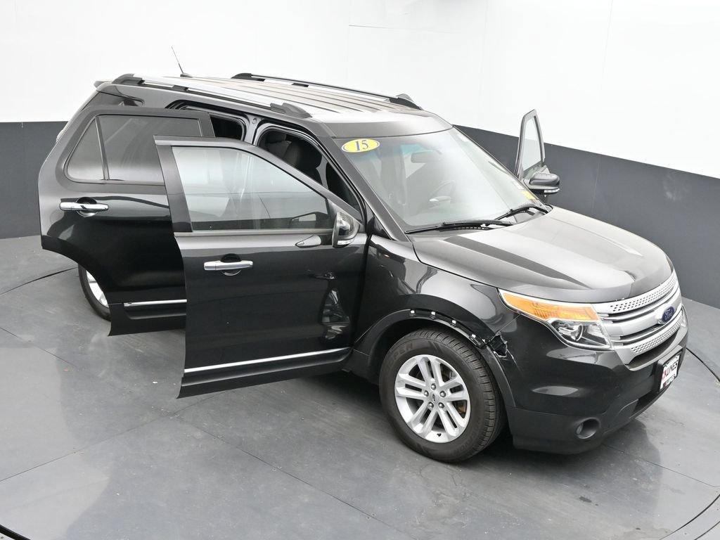 Used 2015 Ford Explorer XLT w/ Equipment Group 201B FWD image 61