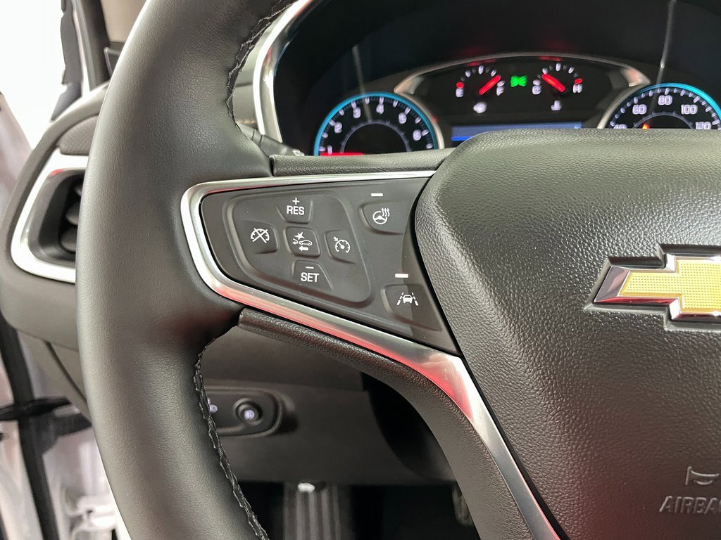 Used 2024 Chevrolet Equinox Premier image 19