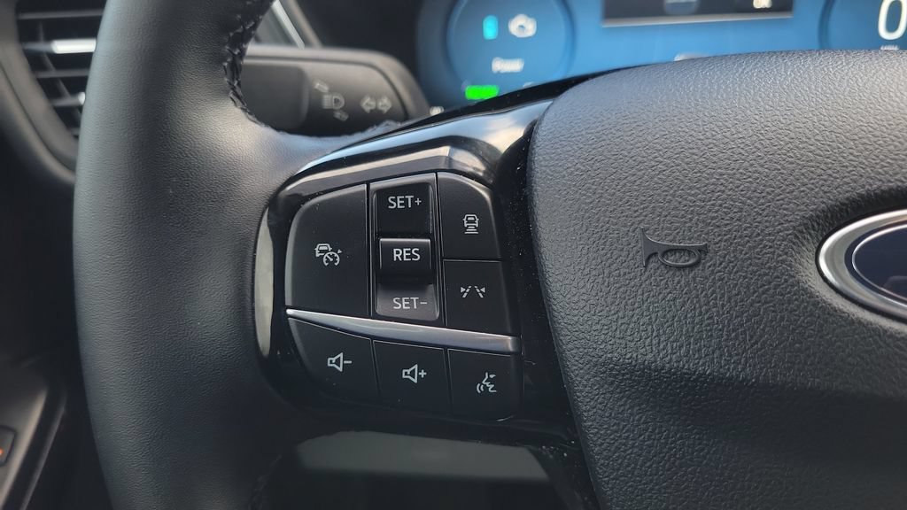 Used 2024 Ford Escape Platinum AWD/4WD image 20