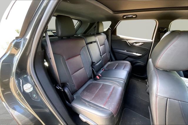 Used 2019 Chevrolet Blazer RS FWD image 17