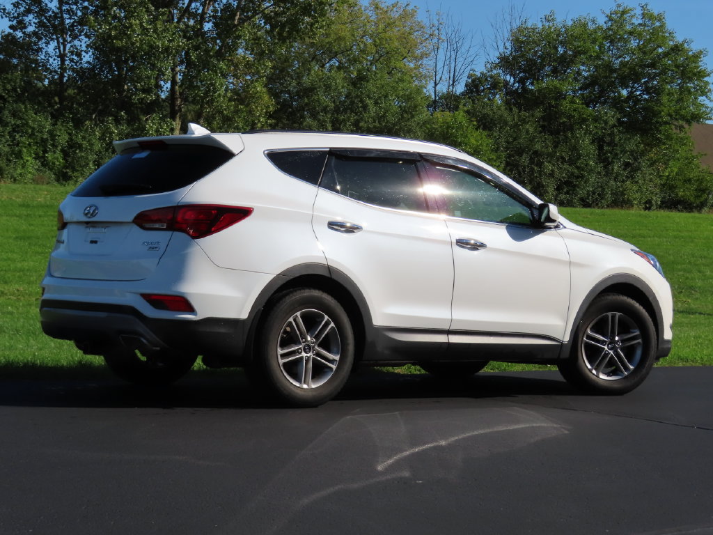 Used 2017 Hyundai Santa Fe Sport AWD/4WD image 3