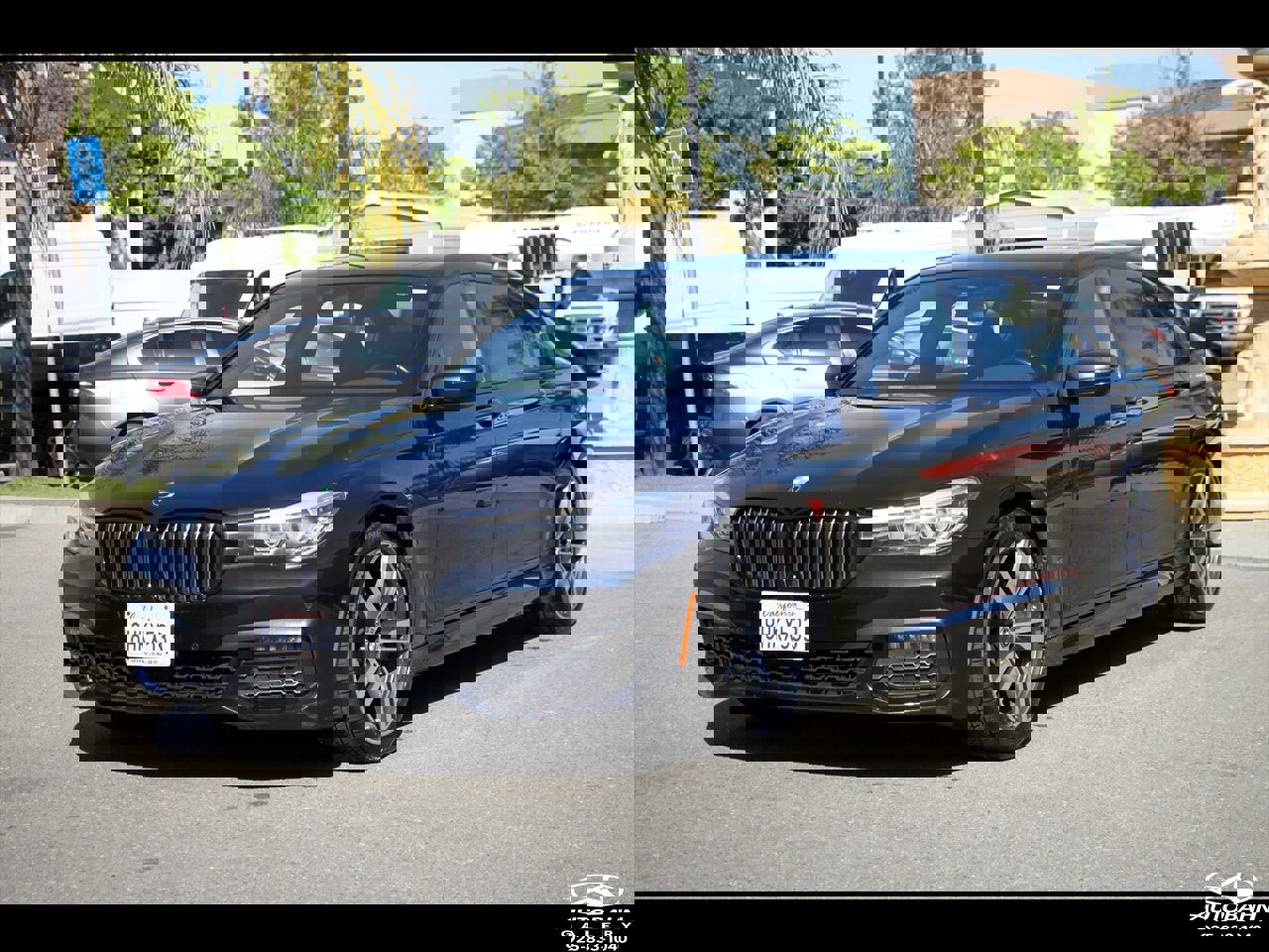 Used 2019 BMW 740i w/ M Sport Package image 4