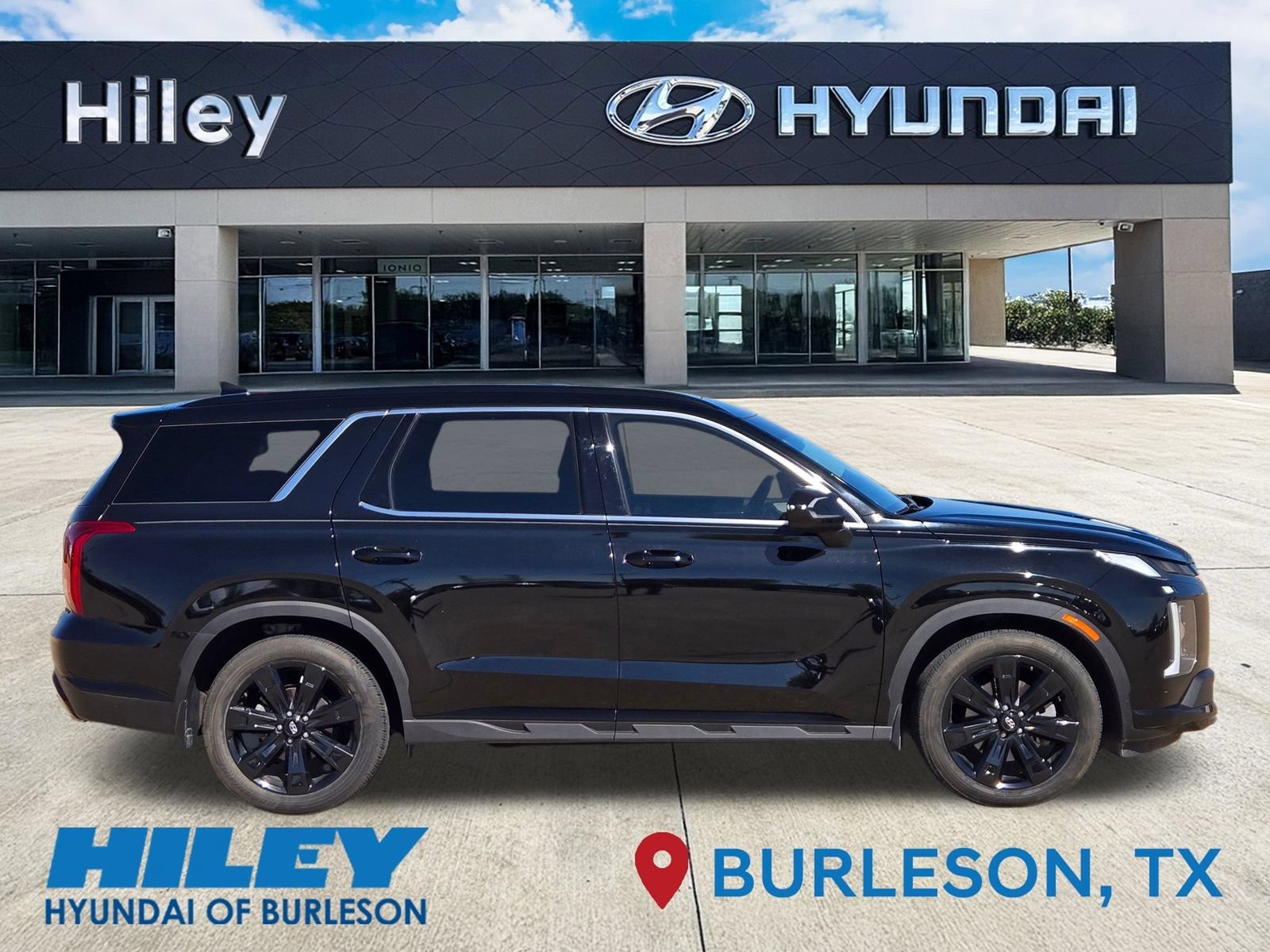 Used 2024 Hyundai Palisade XRT FWD image 3