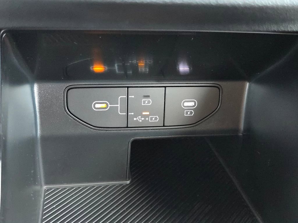 New 2026 Kia Sorento LX image 9