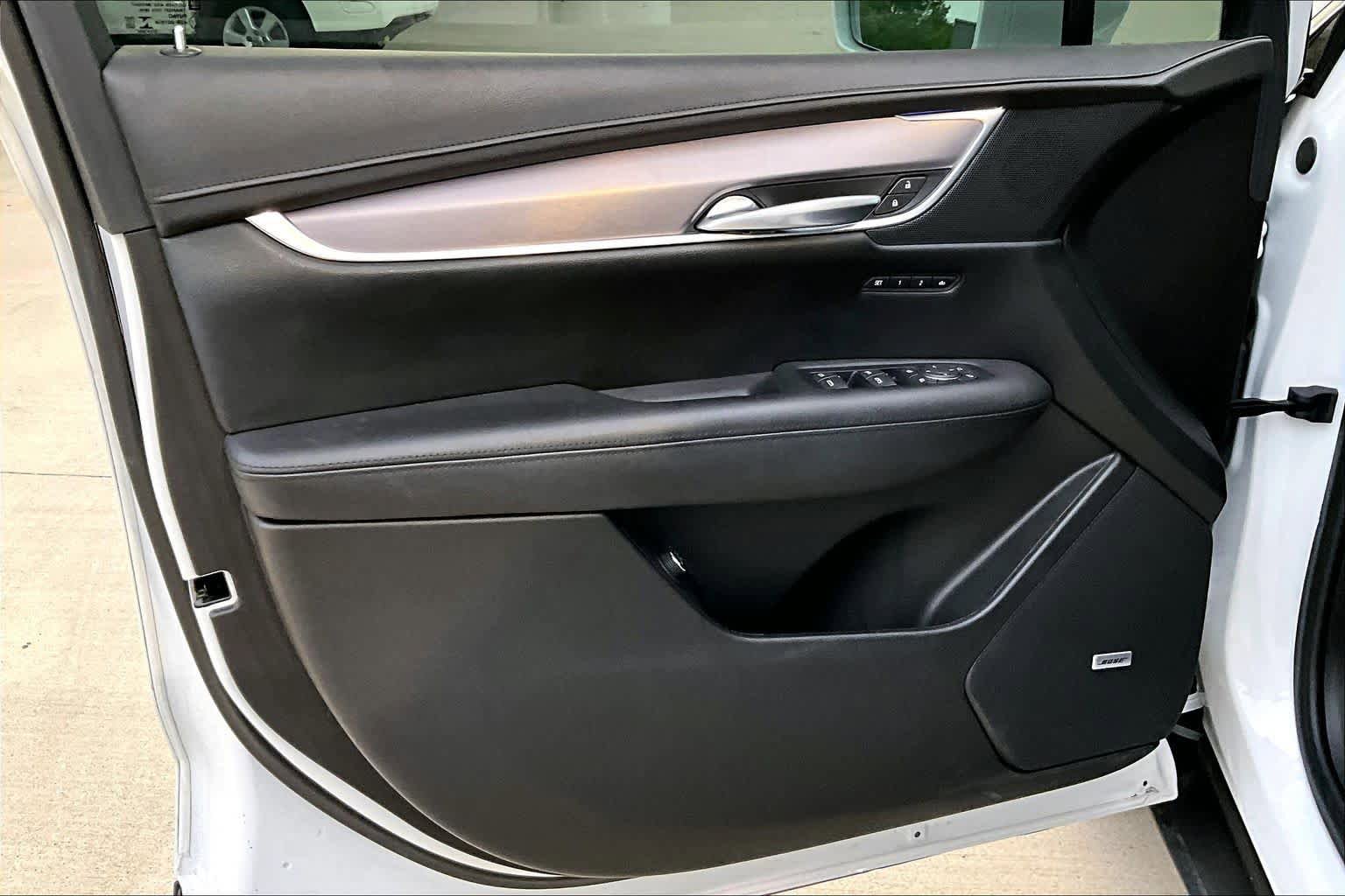Used 2018 Cadillac XT5 Premium Luxury AWD/4WD image 22
